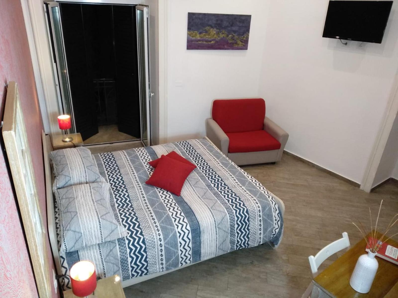 B&B Da Ary Colorful Rooms Наполи Екстериор снимка
