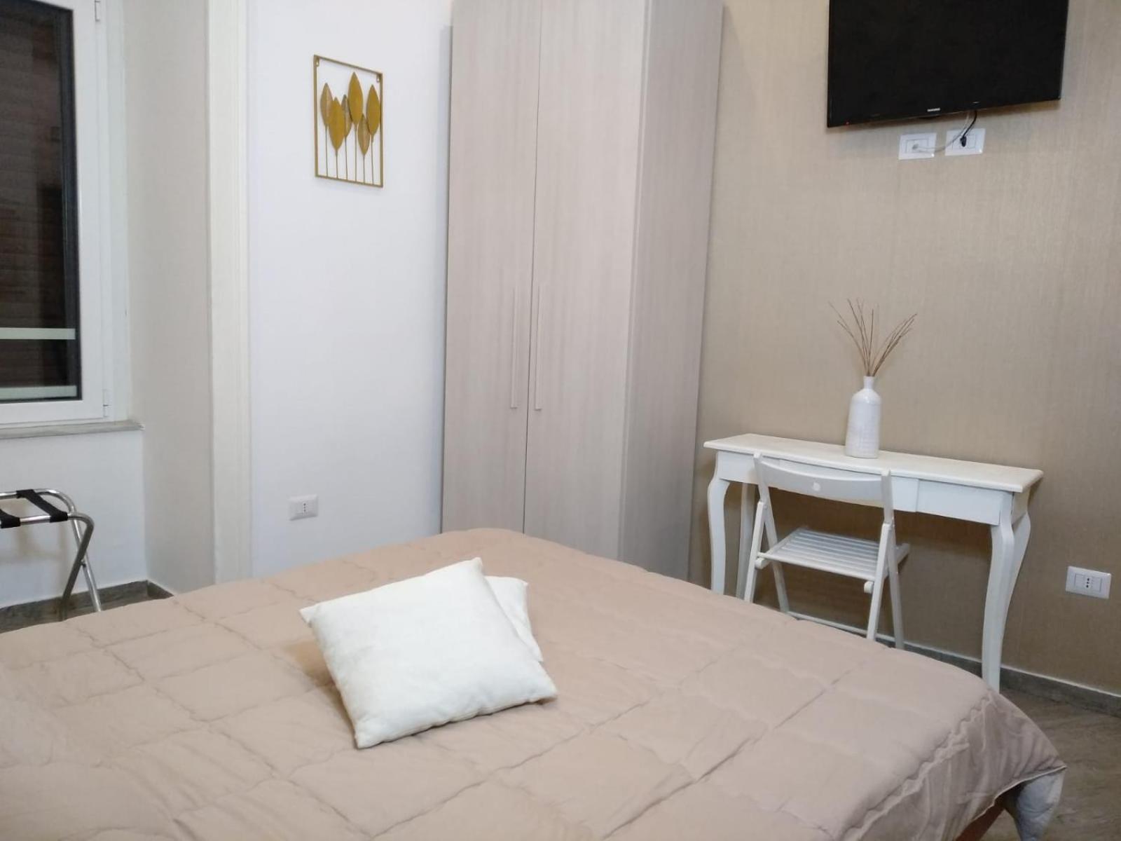 B&B Da Ary Colorful Rooms Наполи Екстериор снимка