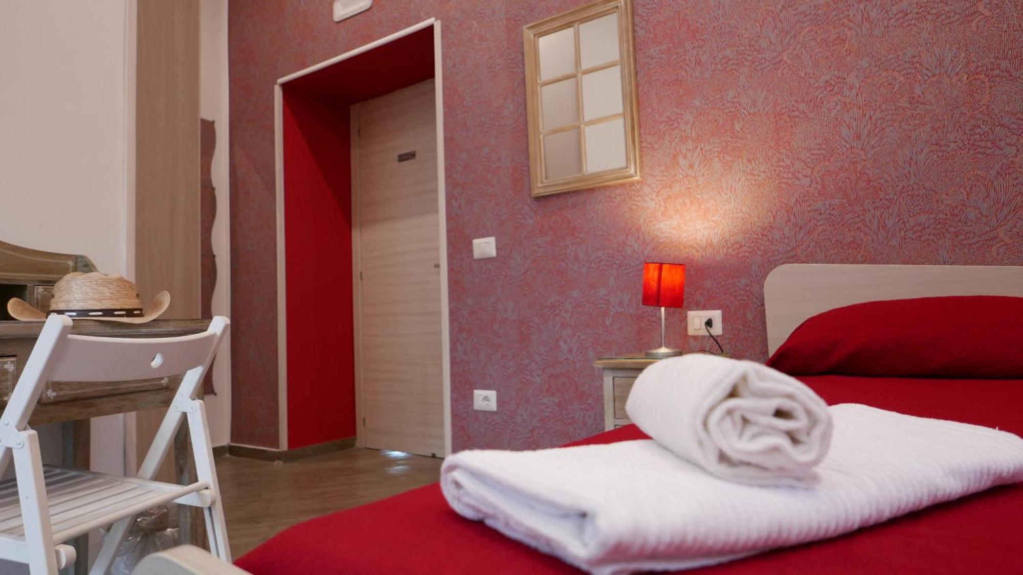 B&B Da Ary Colorful Rooms Наполи Екстериор снимка