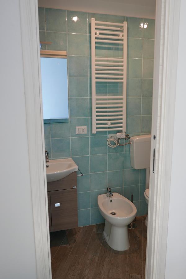 B&B Da Ary Colorful Rooms Наполи Екстериор снимка